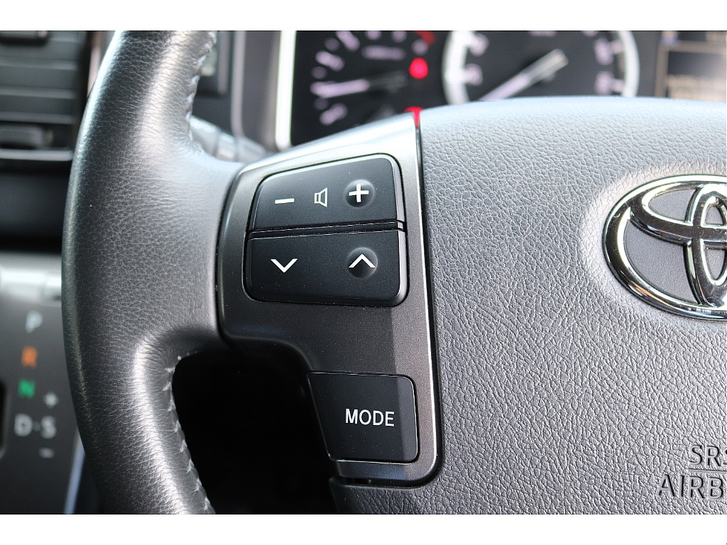 ハイエースセカンド高崎店にて展示中♪027-384-3591