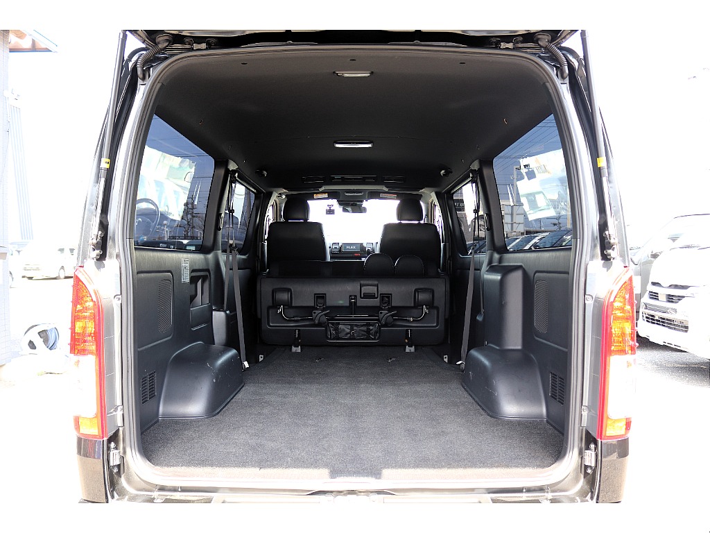 ハイエースセカンド高崎店にて展示中♪027-384-3591