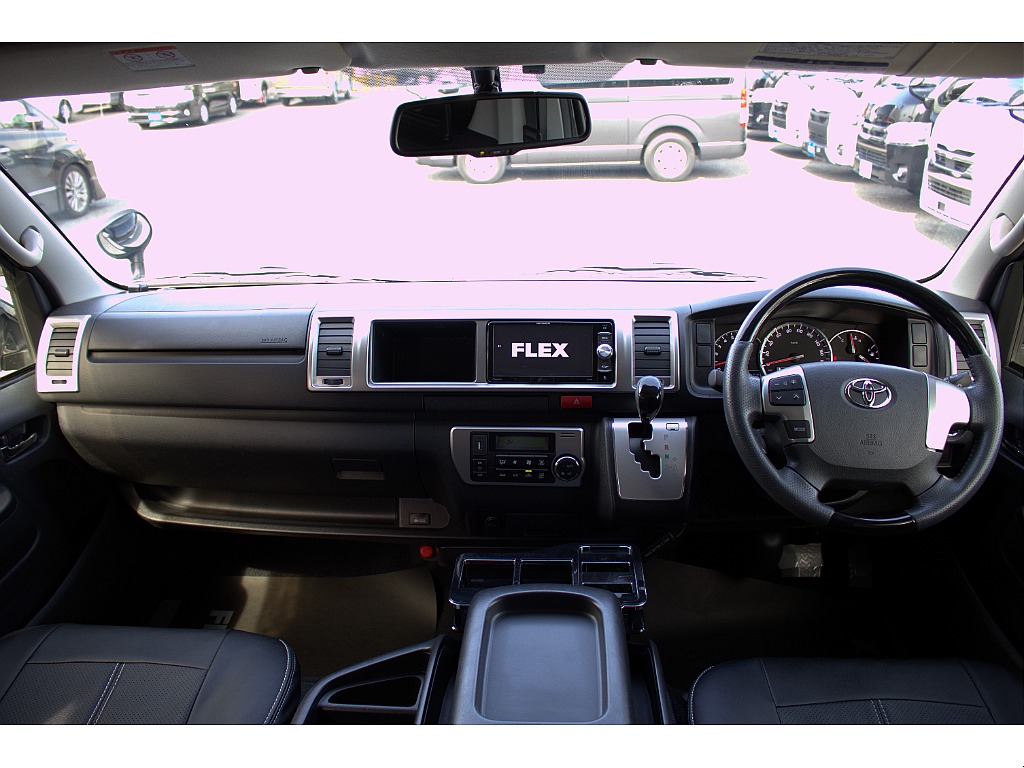 ハイエースセカンド高崎店にて展示中♪027-384-3591