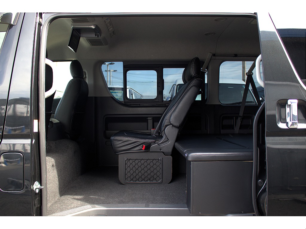 ハイエースセカンド高崎店にて展示中♪027-384-3591