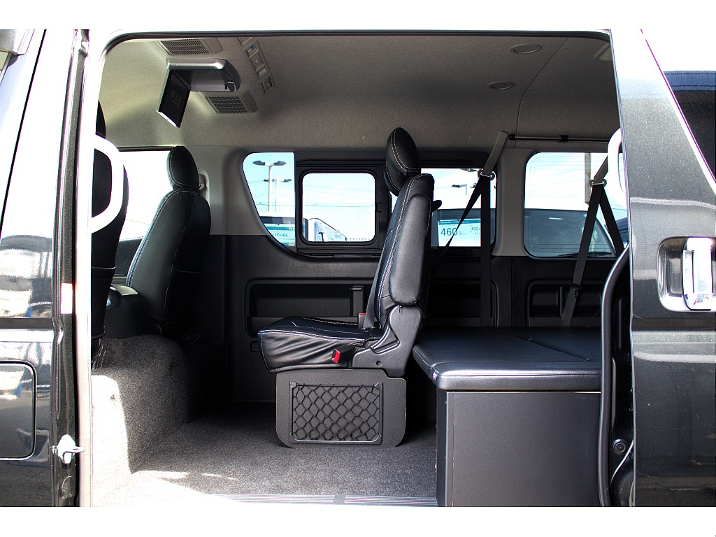 ハイエースセカンド高崎店にて展示中♪027-384-3591