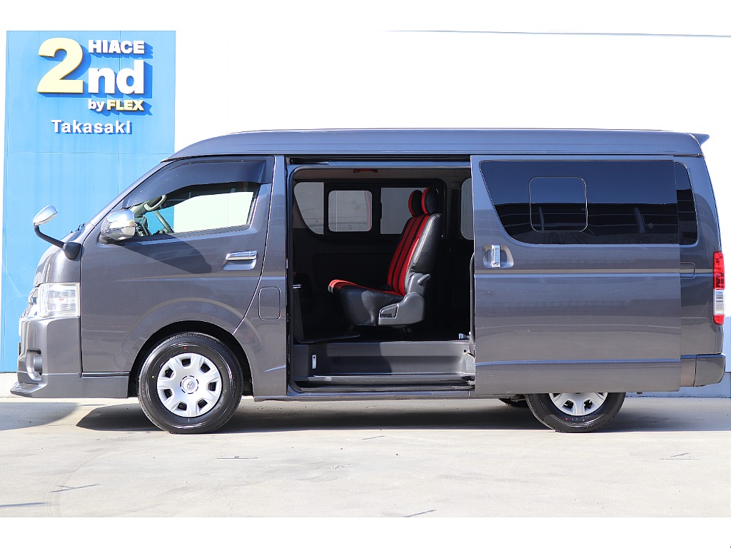 ハイエースセカンド高崎店にて展示中♪027-384-3591