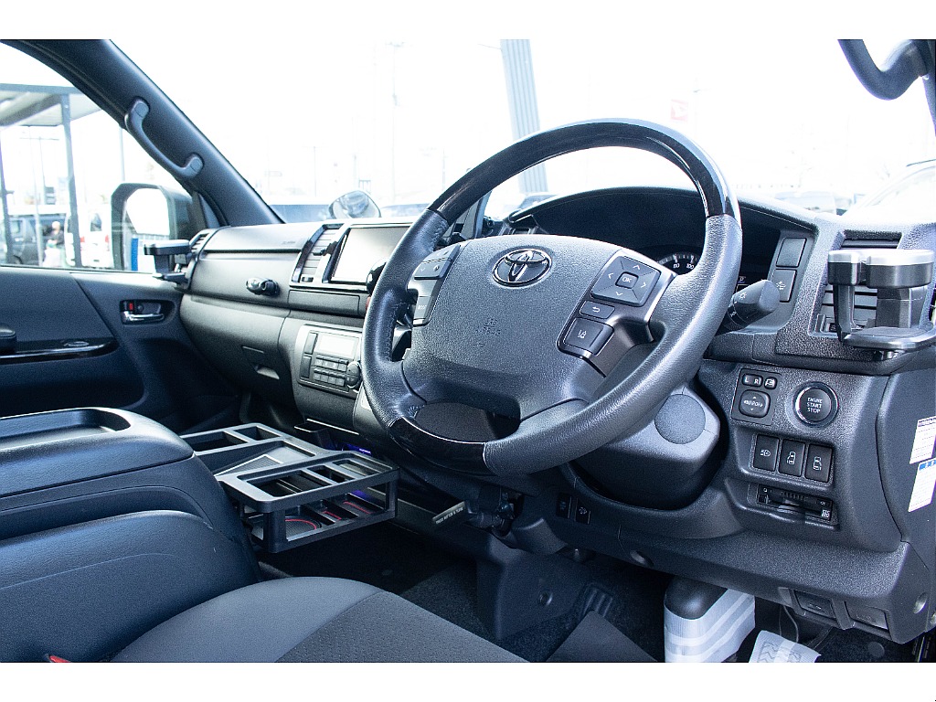 ハイエースセカンド高崎店にて展示中♪027-384-3591