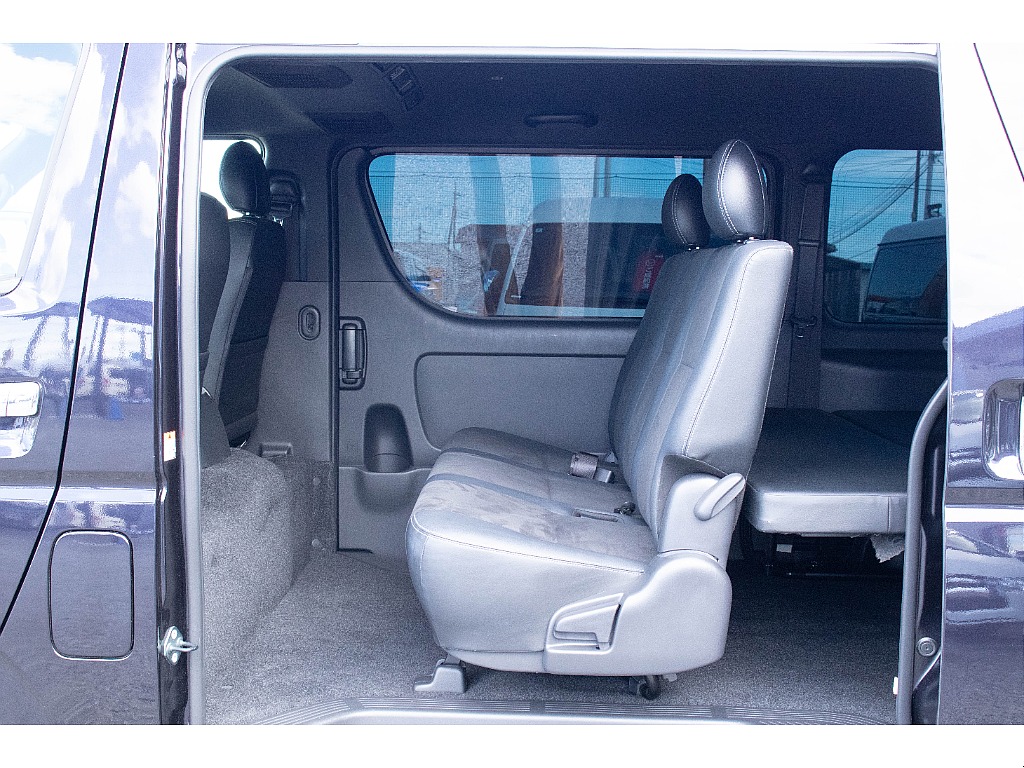 ハイエースセカンド高崎店にて展示中♪027-384-3591