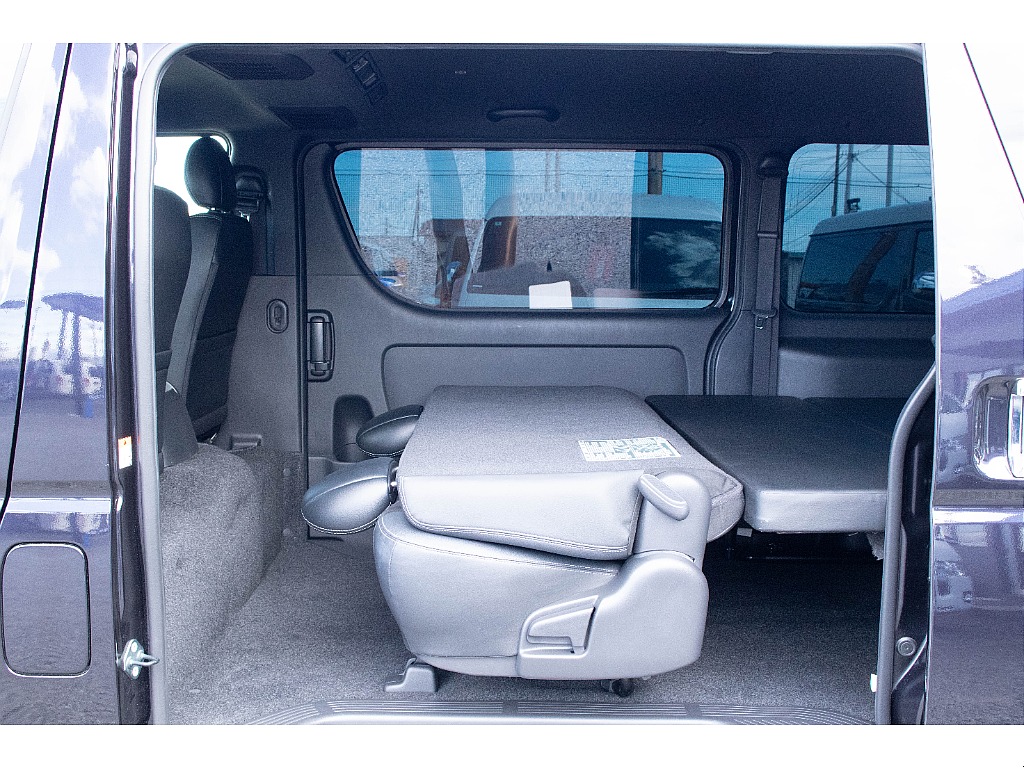 ハイエースセカンド高崎店にて展示中♪027-384-3591