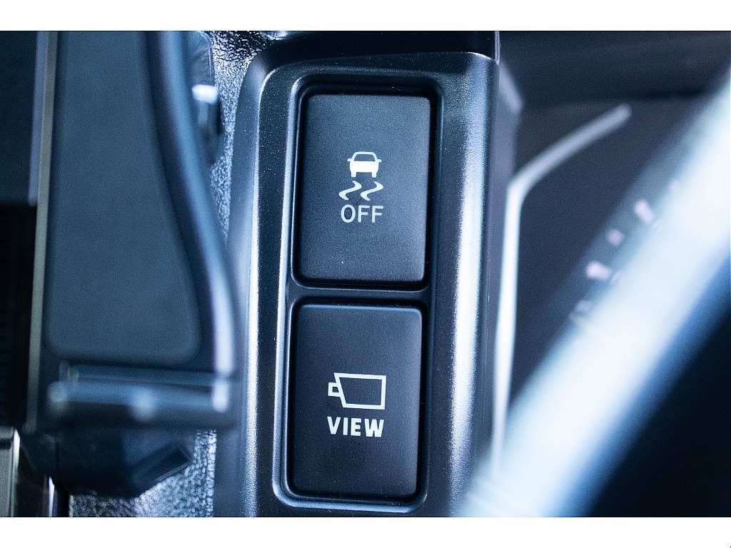 ハイエースセカンド高崎店にて展示中♪027-384-3591