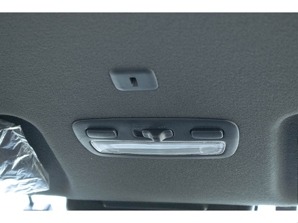 ハイエースセカンド高崎店にて展示中♪027-384-3591