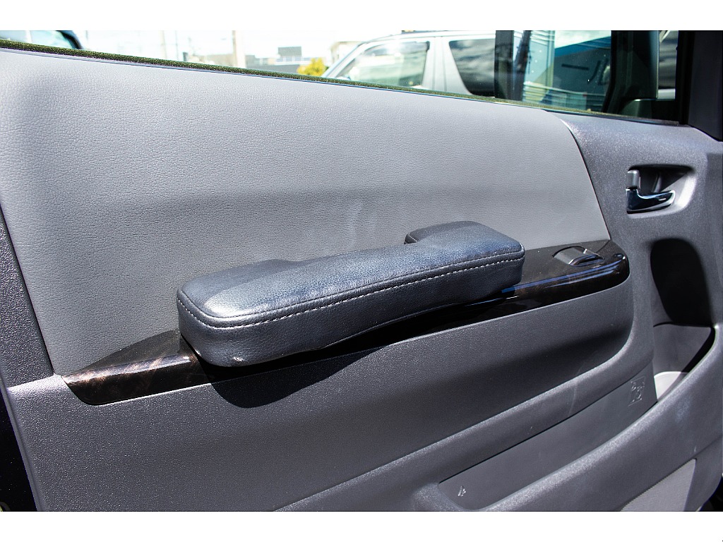 ハイエースセカンド高崎店にて展示中♪027-384-3591