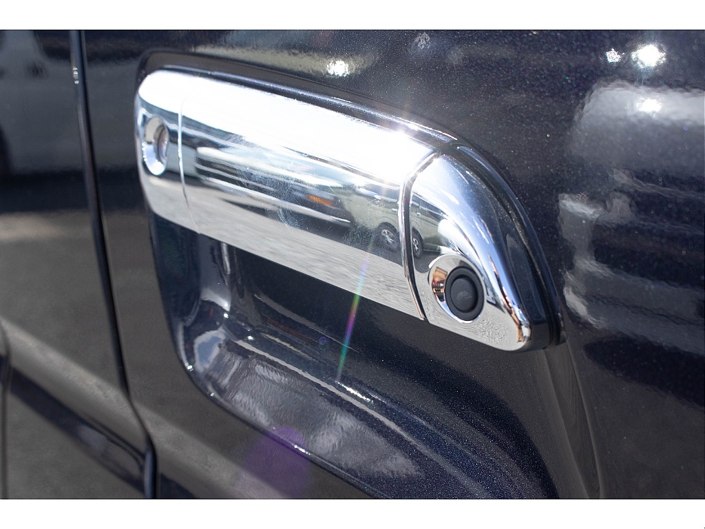 ハイエースセカンド高崎店にて展示中♪027-384-3591