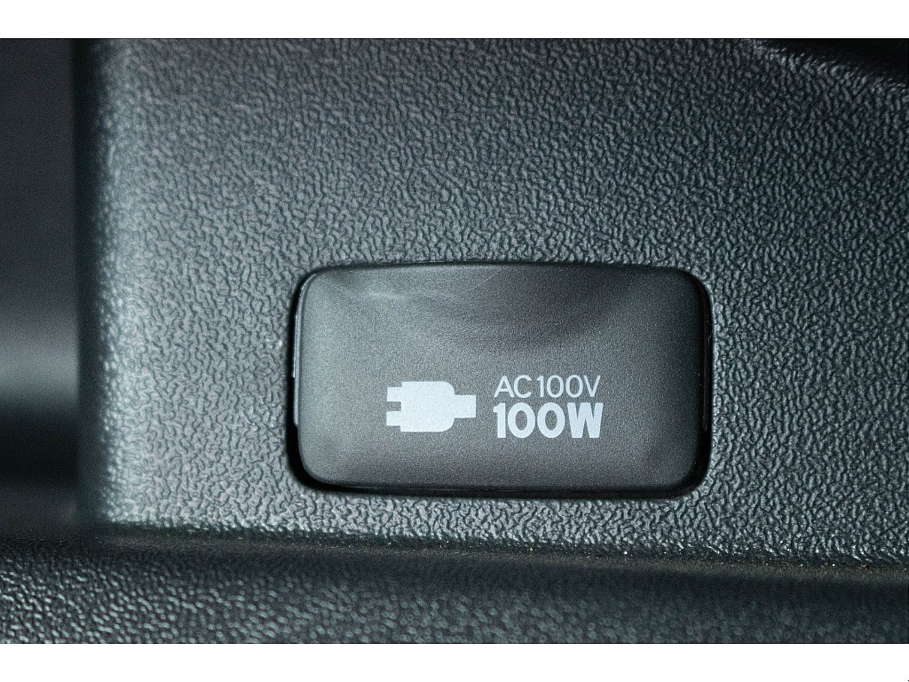 ハイエースセカンド高崎店にて展示中♪027-384-3591