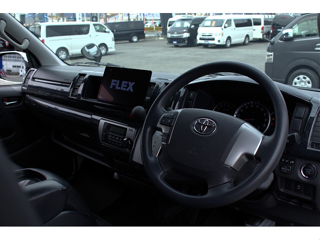 ハイエースセカンド高崎店にて展示中♪027-384-3591