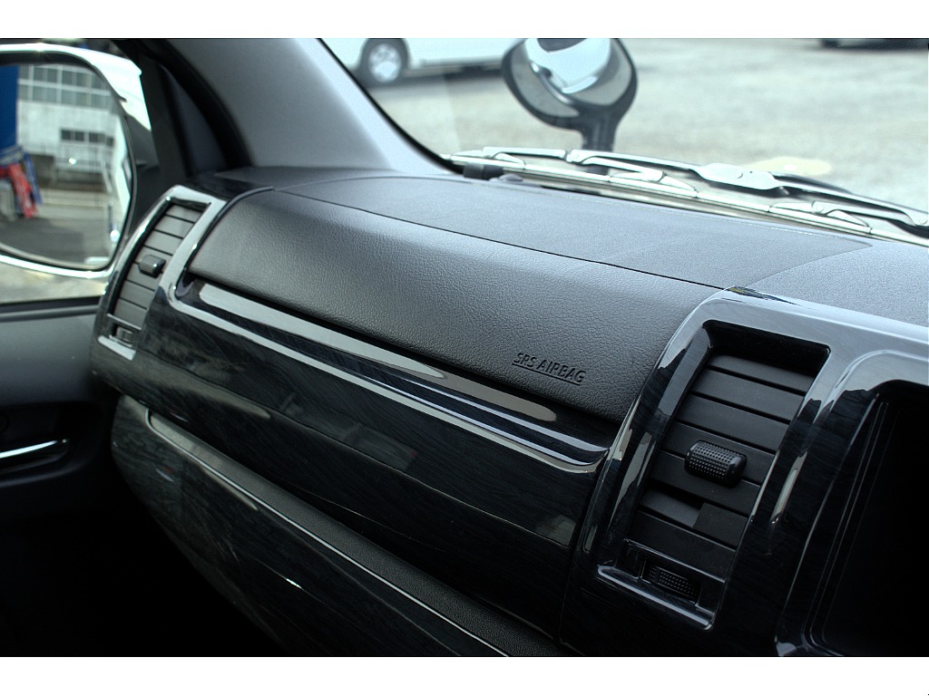 ハイエースセカンド高崎店にて展示中♪027-384-3591