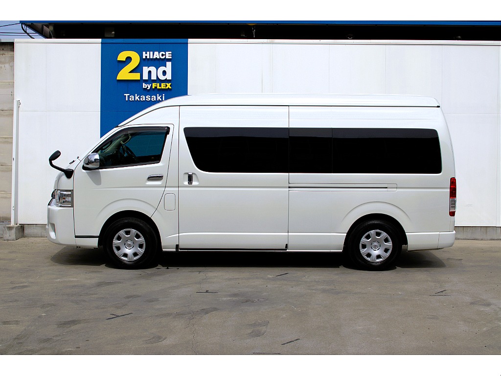 ハイエースセカンド高崎店にて展示中♪027-384-3591