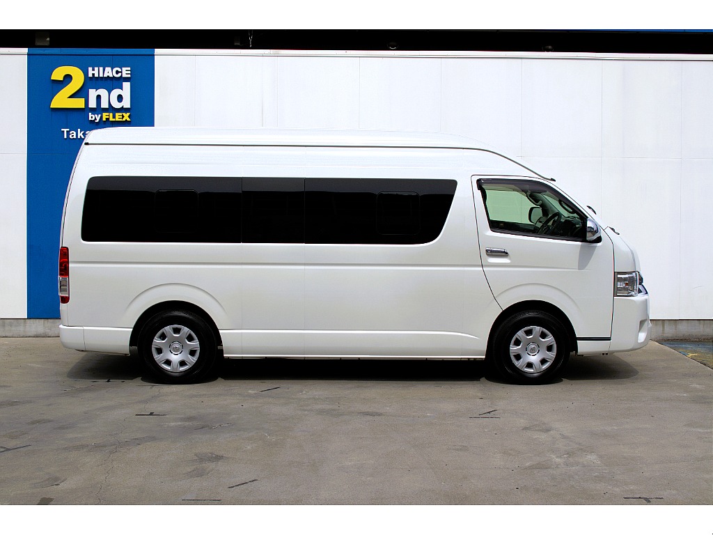 ハイエースセカンド高崎店にて展示中♪027-384-3591