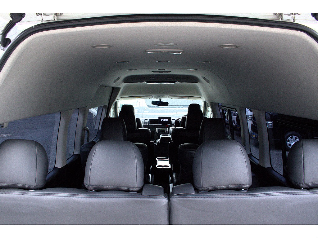 ハイエースセカンド高崎店にて展示中♪027-384-3591