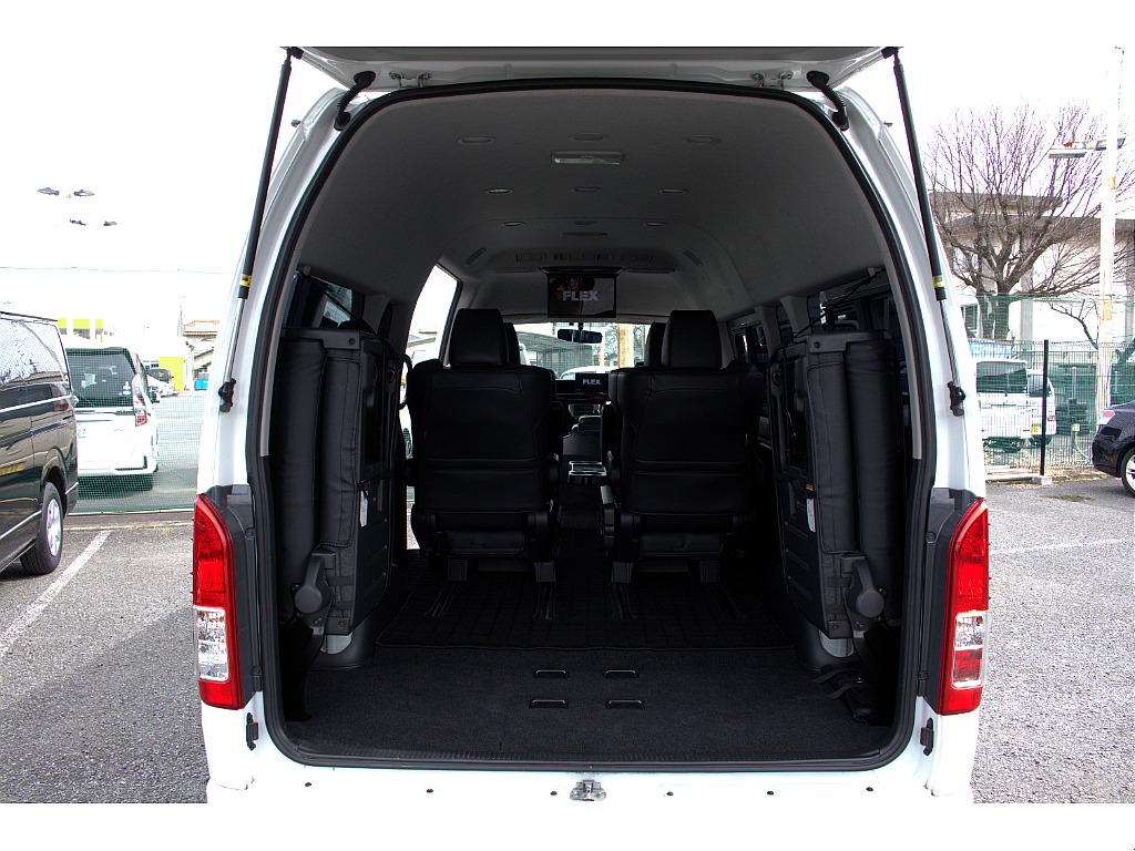 ハイエースセカンド高崎店にて展示中♪027-384-3591