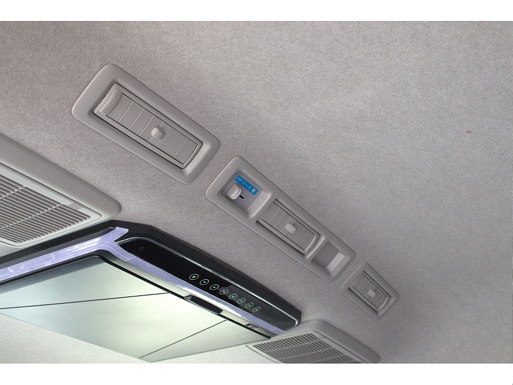 ハイエースセカンド高崎店にて展示中♪027-384-3591