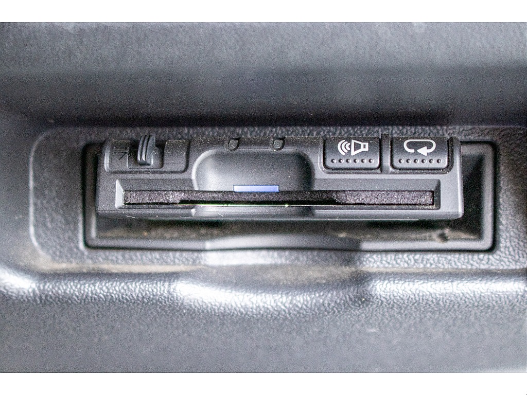 ハイエースセカンド高崎店にて展示中♪027-384-3591