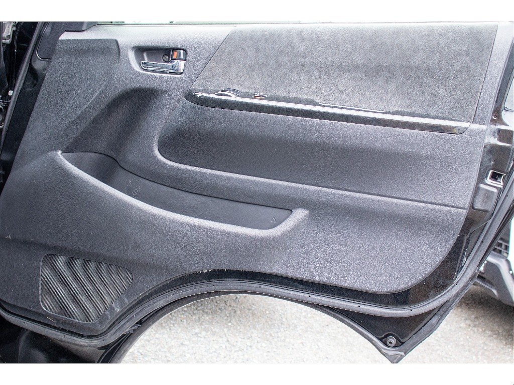 ハイエースセカンド高崎店にて展示中♪027-384-3591