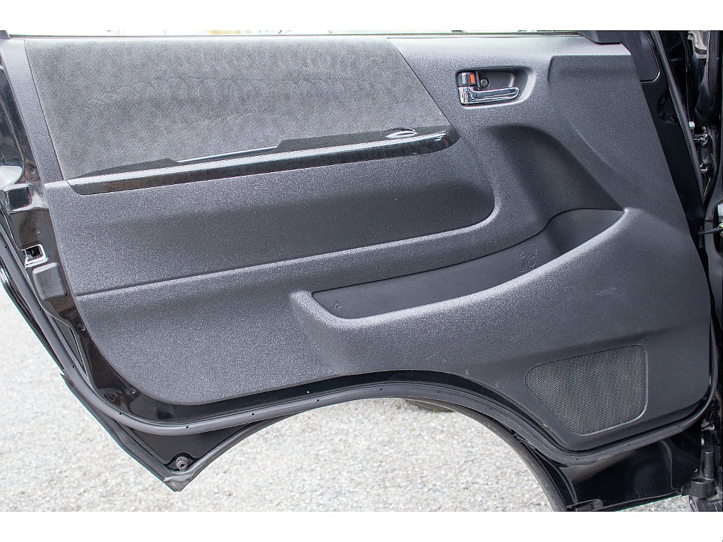 ハイエースセカンド高崎店にて展示中♪027-384-3591