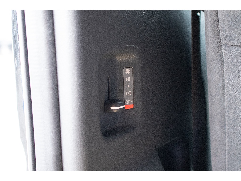 ハイエースセカンド高崎店にて展示中♪027-384-3591