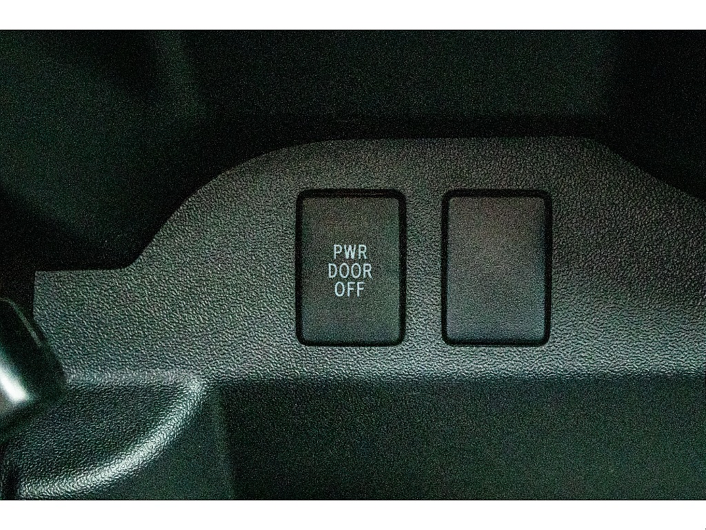 ハイエースセカンド高崎店にて展示中♪027-384-3591