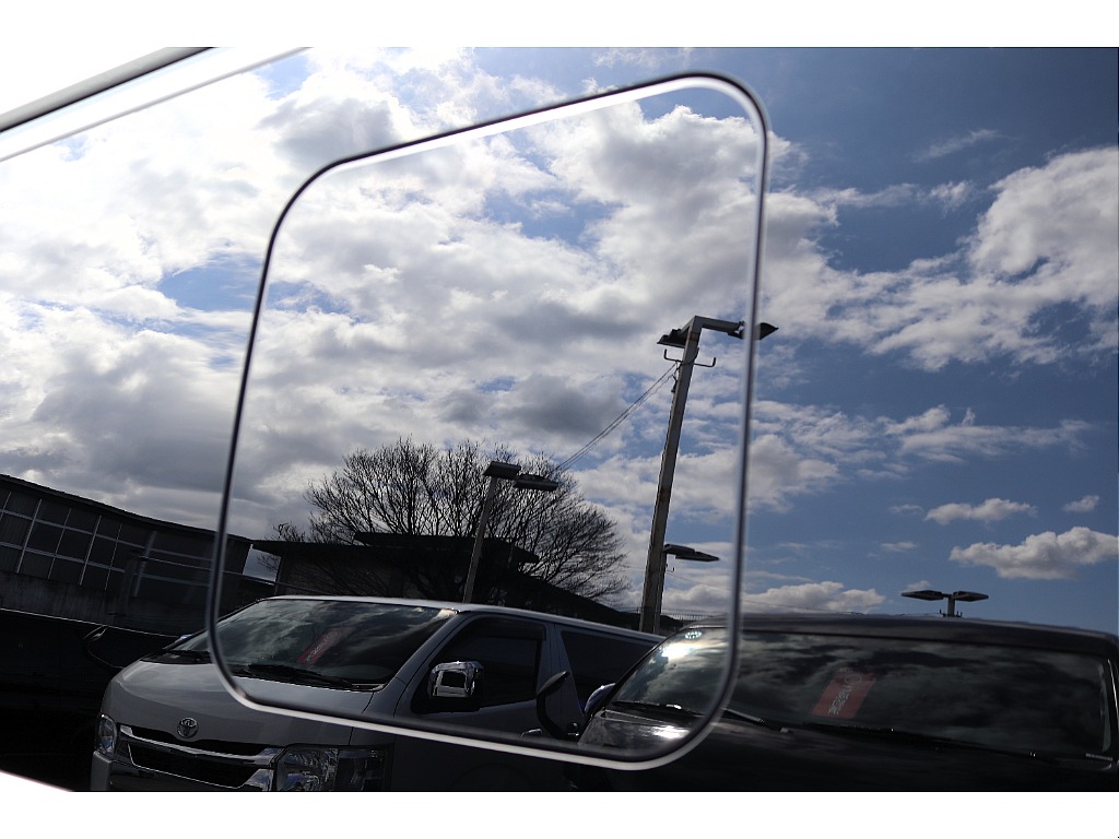 ハイエースセカンド高崎店にて展示中♪027-384-3591