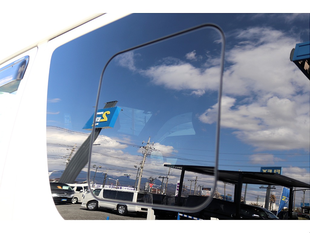 ハイエースセカンド高崎店にて展示中♪027-384-3591