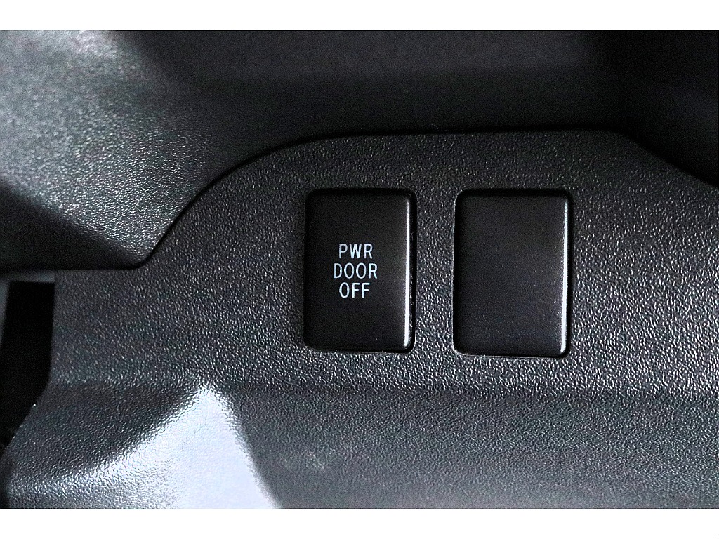 ハイエースセカンド高崎店にて展示中♪027-384-3591