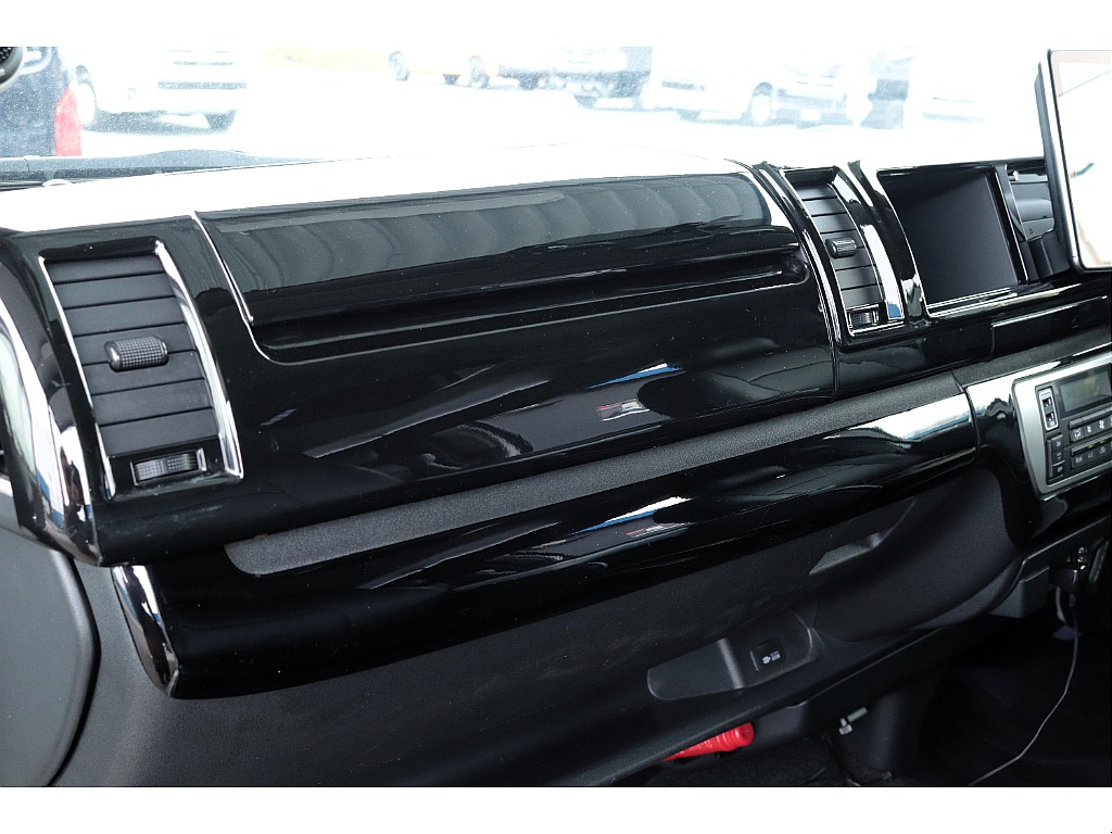 ハイエースセカンド高崎店にて展示中♪027-384-3591