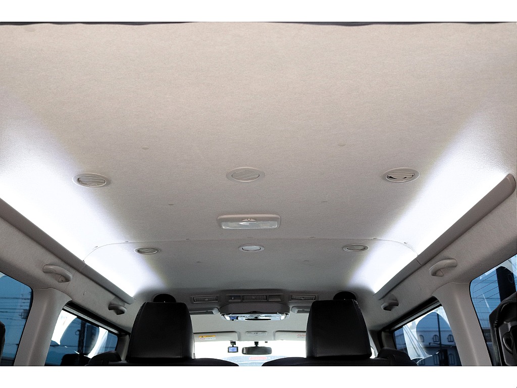 ハイエースセカンド高崎店にて展示中♪027-384-3591