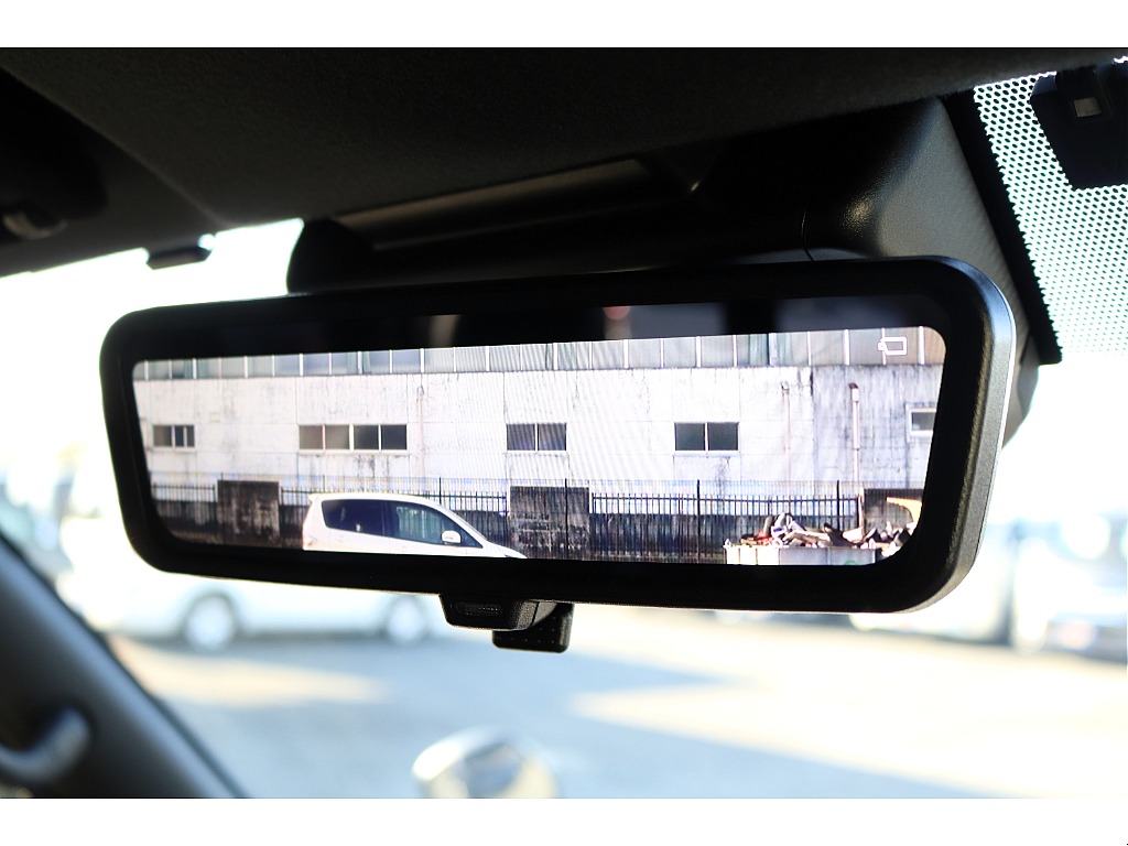 ハイエースセカンド高崎店にて展示中♪027-384-3591