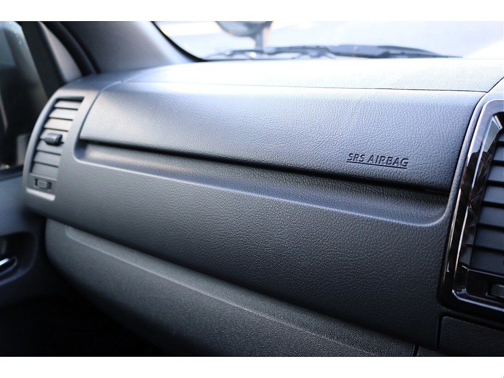 ハイエースセカンド高崎店にて展示中♪027-384-3591