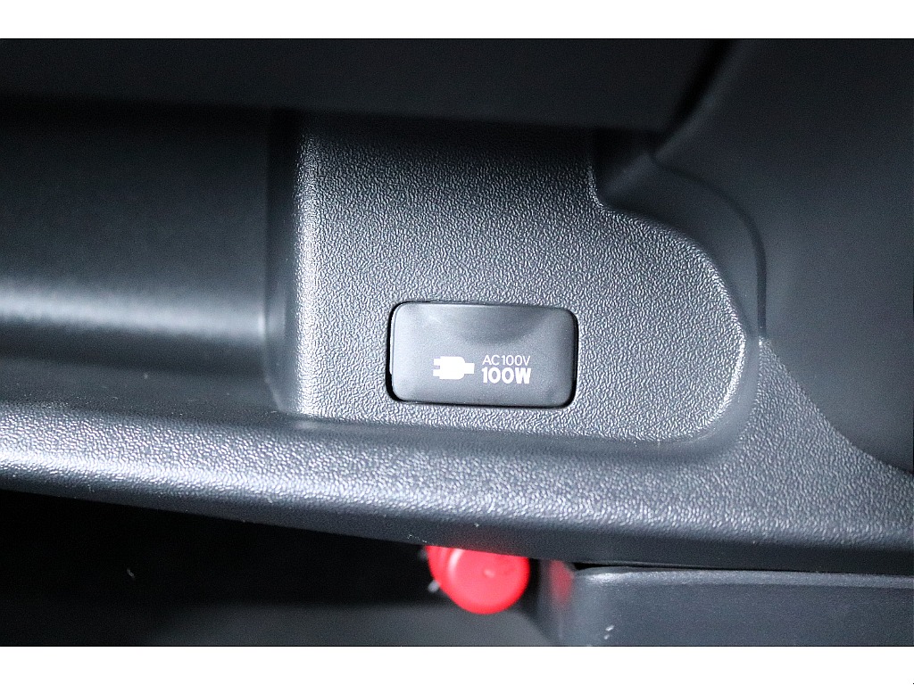 ハイエースセカンド高崎店にて展示中♪027-384-3591