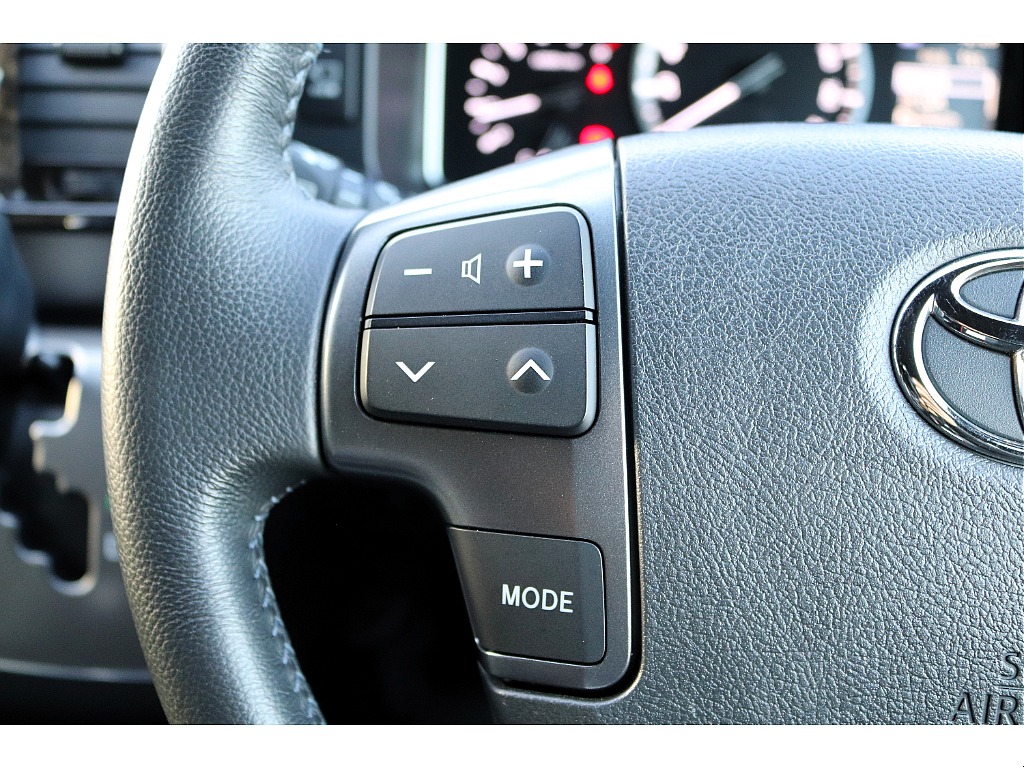 ハイエースセカンド高崎店にて展示中♪027-384-3591