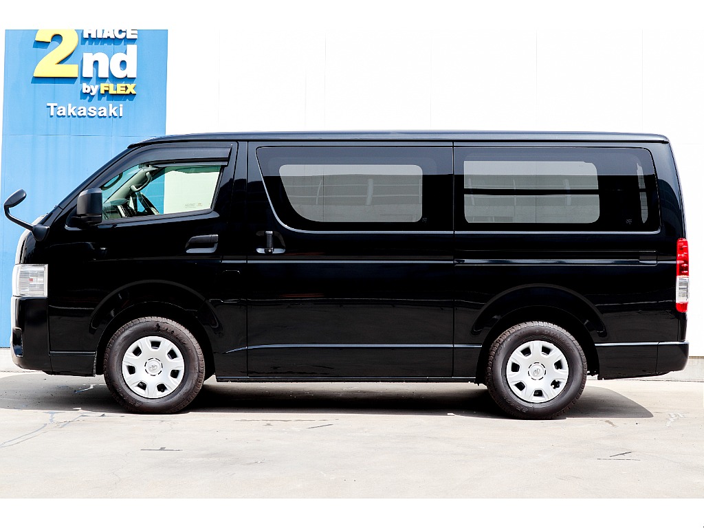 ハイエースセカンド高崎店にて展示中♪027-384-3591