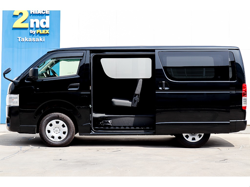 ハイエースセカンド高崎店にて展示中♪027-384-3591