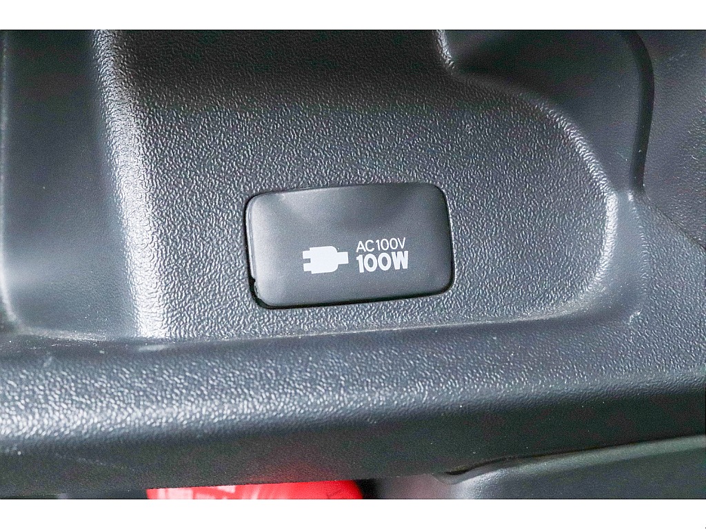 ハイエースセカンド高崎店にて展示中♪027-384-3591