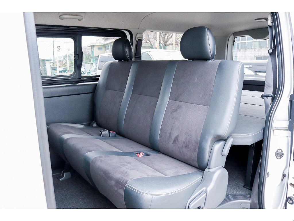 ハイエースセカンド高崎店にて展示中♪027-384-3591