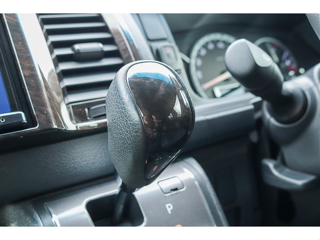 ハイエースセカンド高崎店にて展示中♪027-384-3591