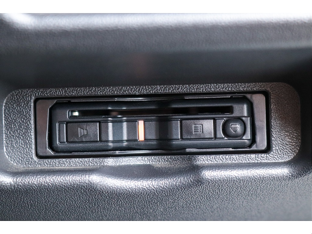 ハイエースセカンド高崎店にて展示中♪027-384-3591