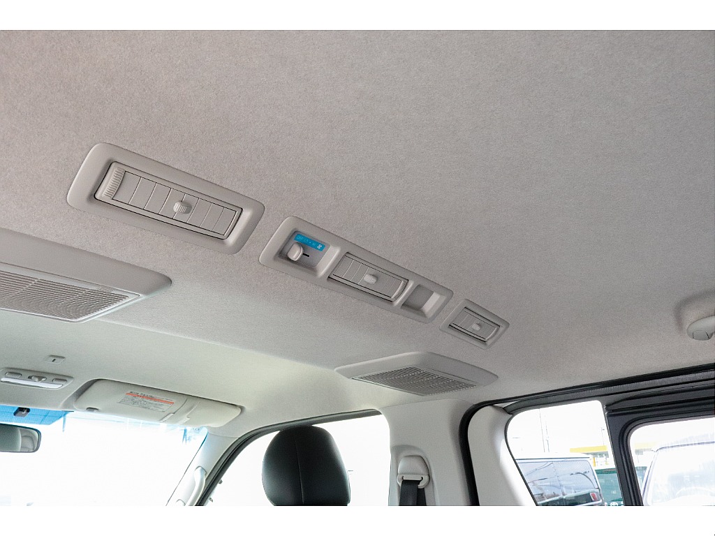 ハイエースセカンド高崎店にて展示中♪027-384-3591