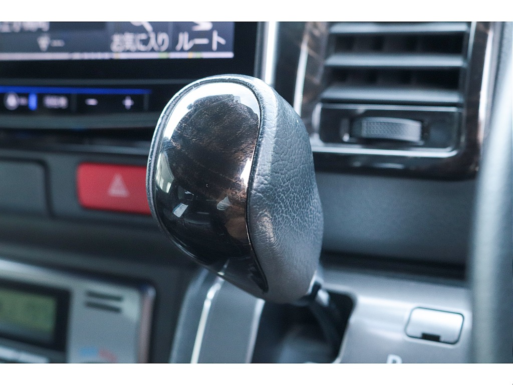 ハイエースセカンド高崎店にて展示中♪027-384-3591