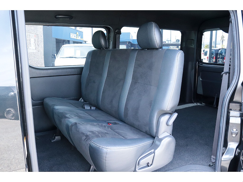 ハイエースセカンド高崎店にて展示中♪027-384-3591