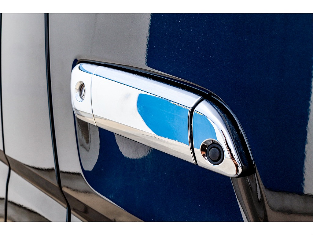 ハイエースセカンド高崎店にて展示中♪027-384-3591