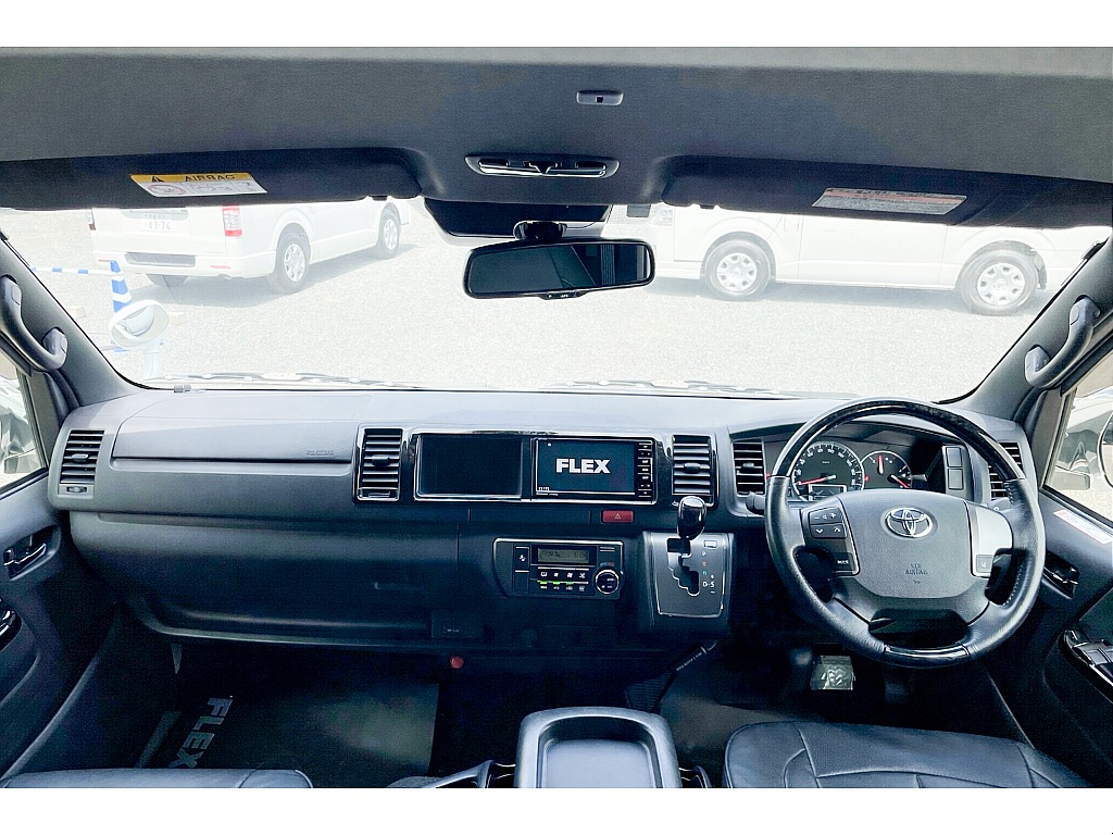 ハイエースセカンド高崎店にて展示中♪027-384-3591