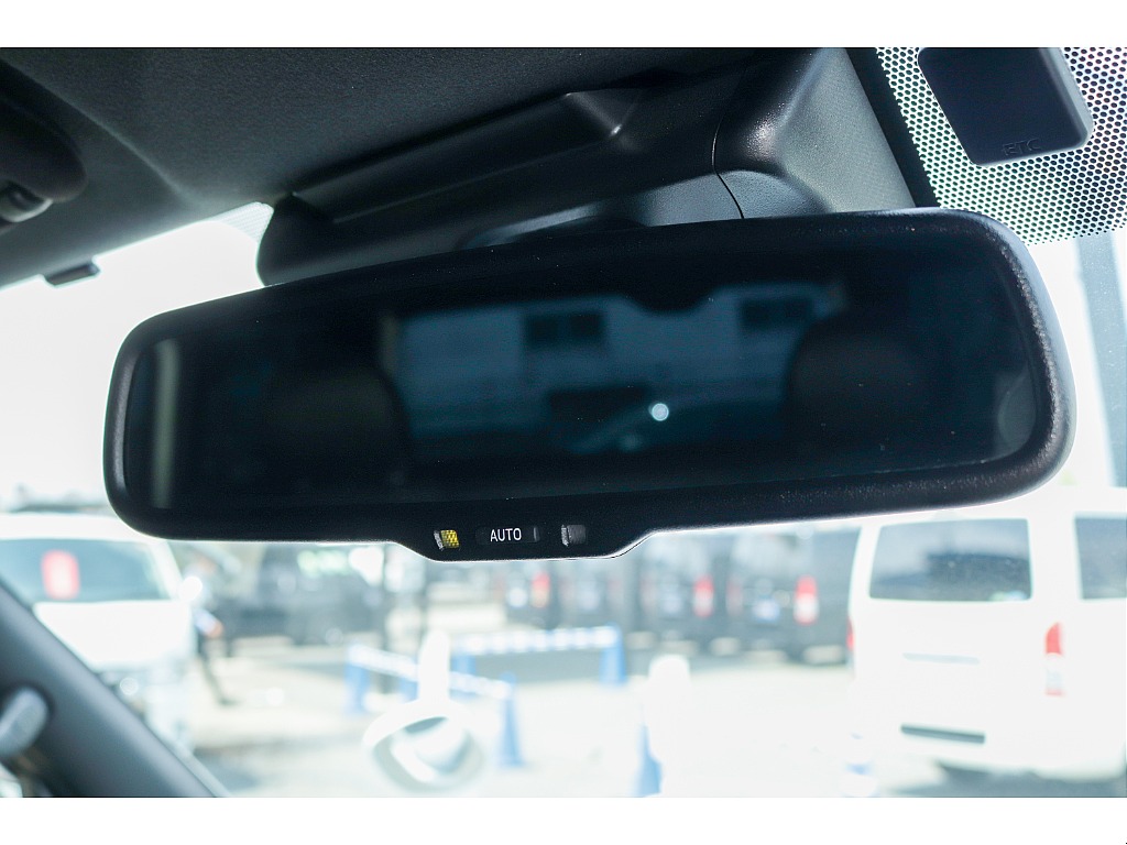 ハイエースセカンド高崎店にて展示中♪027-384-3591