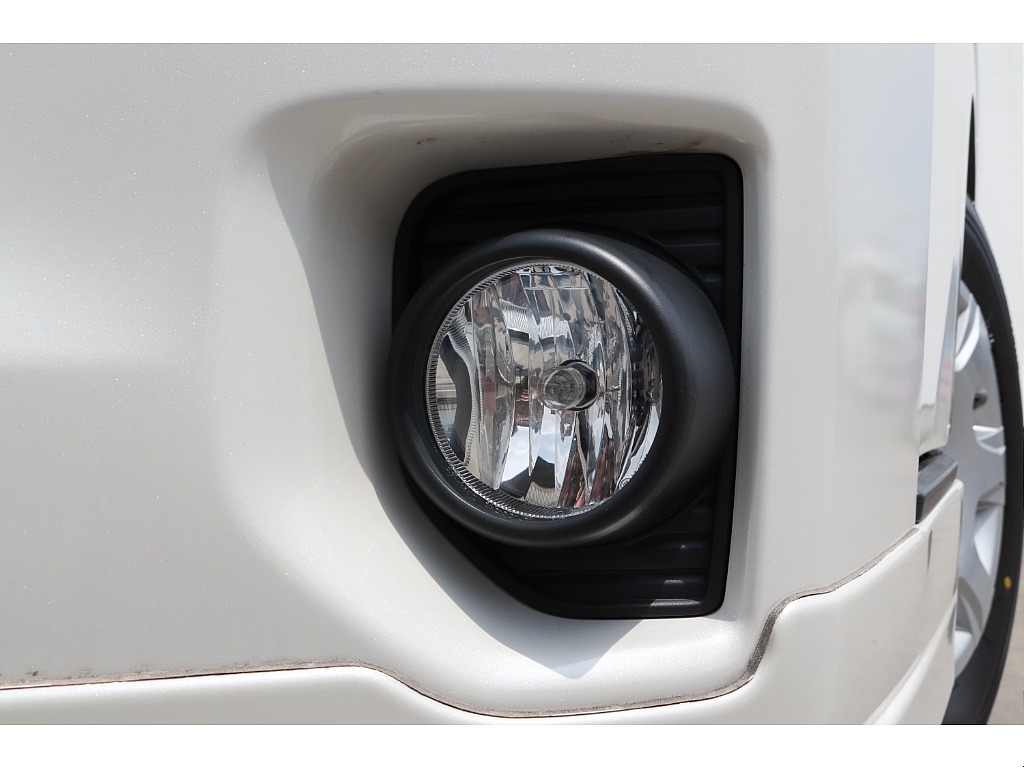 ハイエースセカンド高崎店にて展示中♪027-384-3591