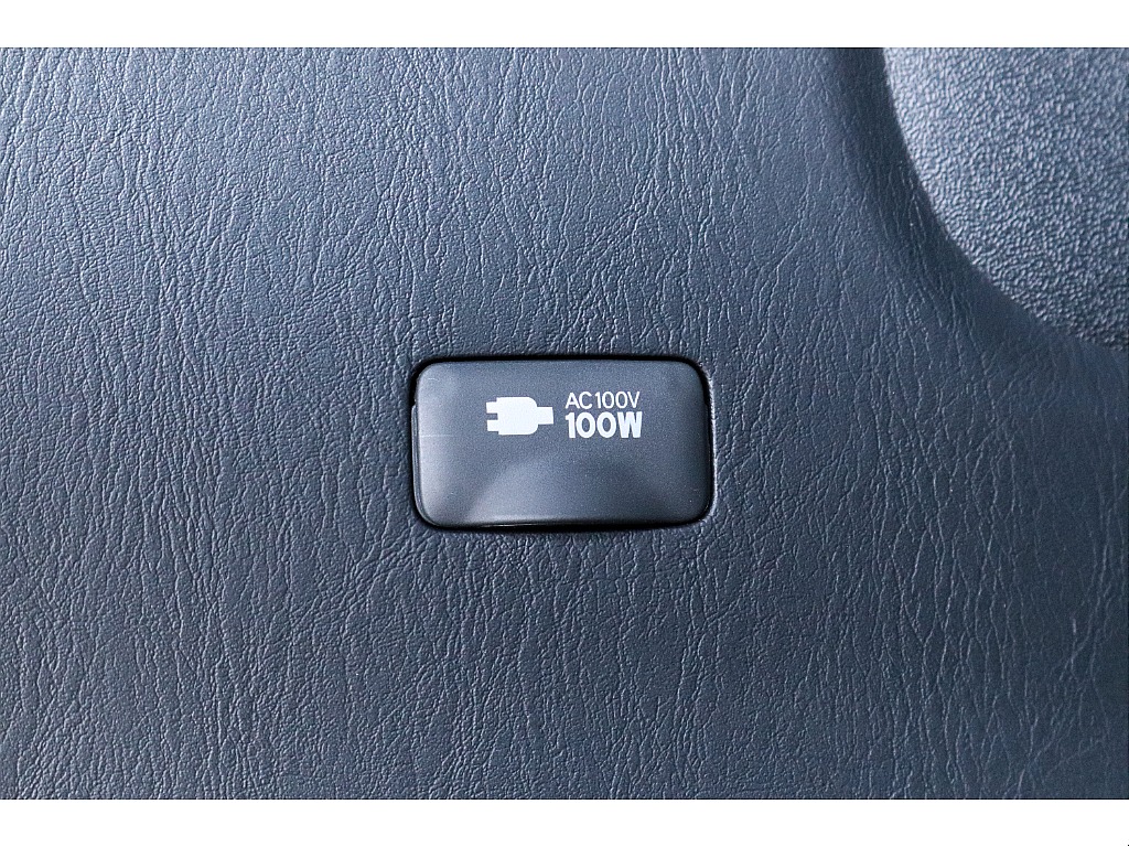 ハイエースセカンド高崎店にて展示中♪027-384-3591