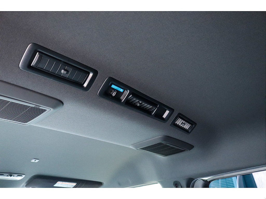 ハイエースセカンド高崎店にて展示中♪027-384-3591